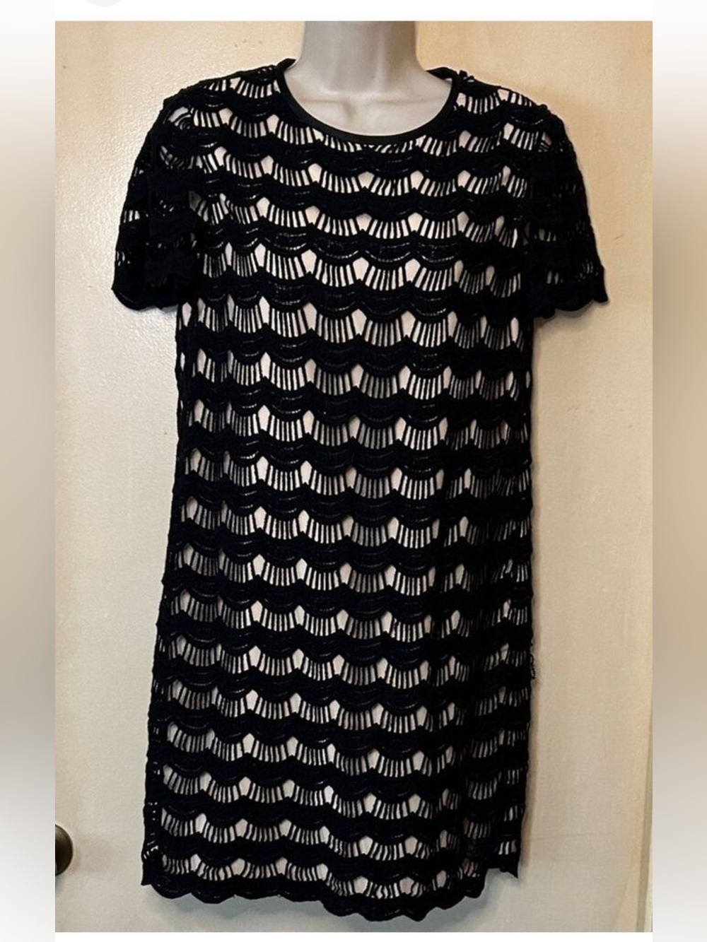 Kate Spade Black Scallop Lace Mini Dress size 2
